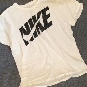 Nike T-shirt